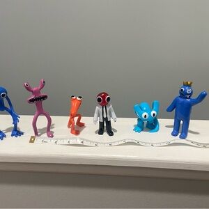 Rainbow Friends Roblox Colorful Monster Figurine Set for Kids